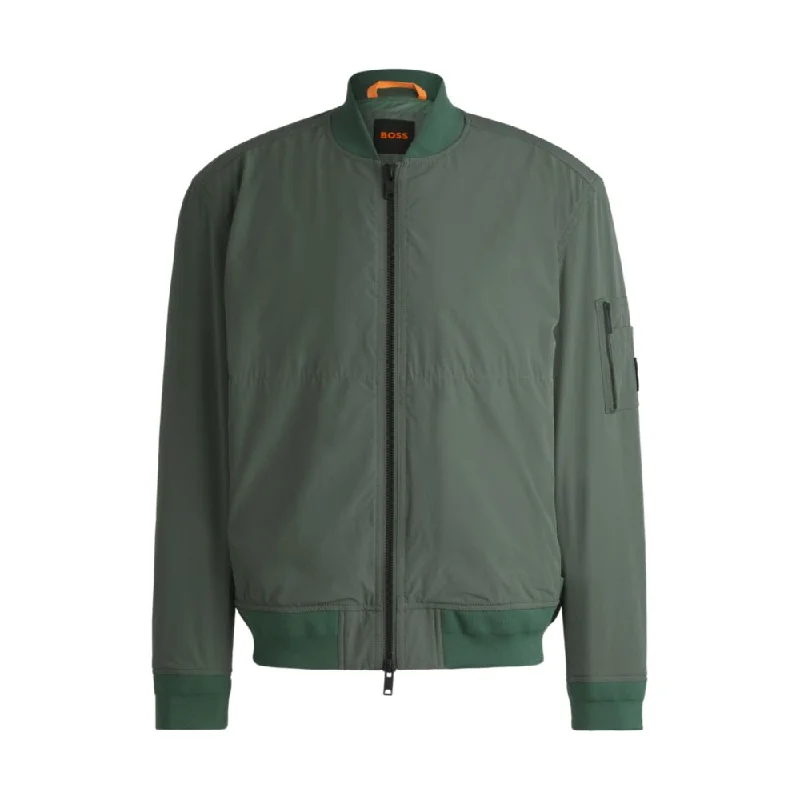 Water-repellent jacket with zipped sleeve pocket