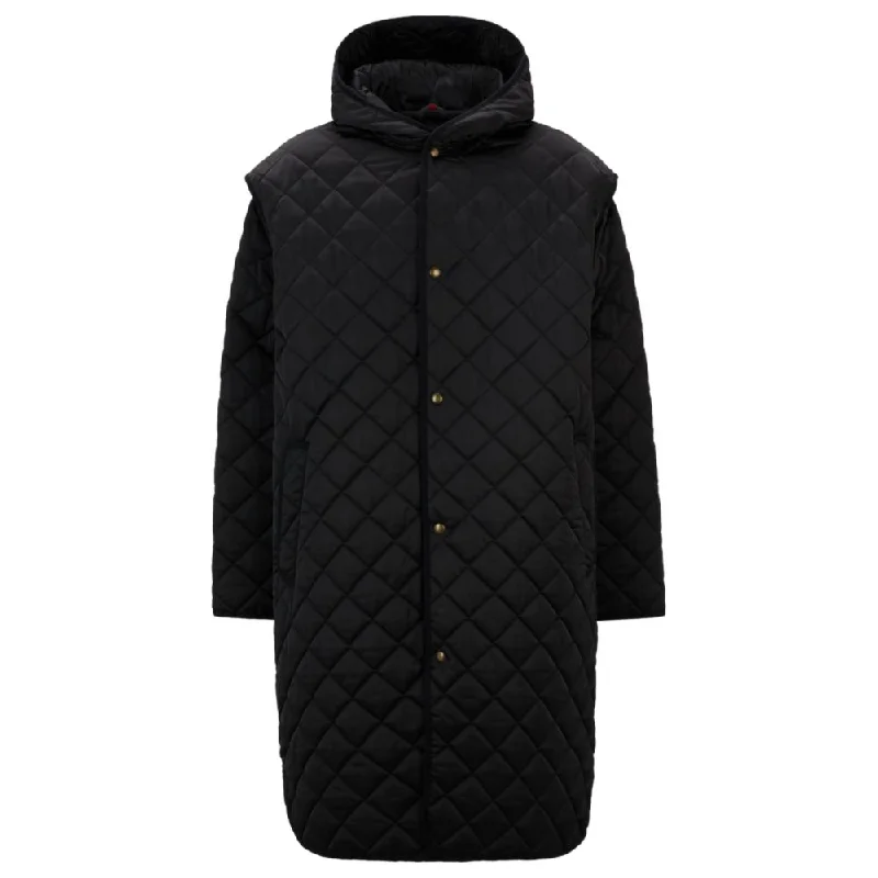 Water-repellent quilted coat with detachable sleeves