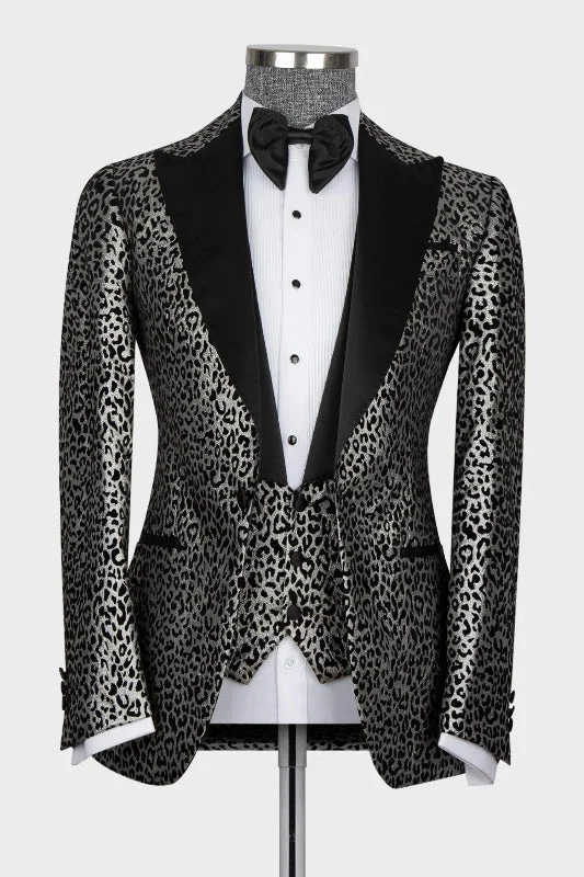 Charming Silver Jacquard Peaked Lapel Three Pieces Prom Suit Jackets