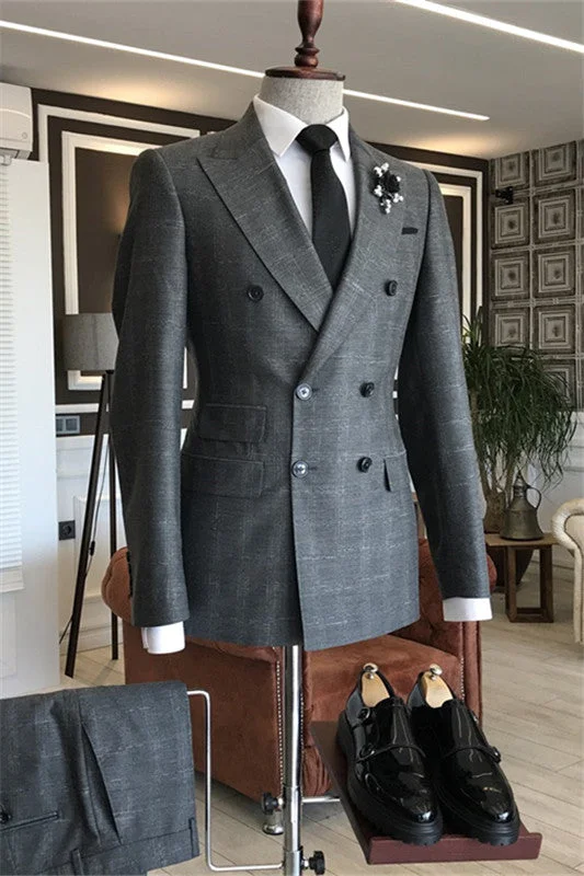 Chic Deep Gray Double Breasted Plaid Business Suits with Peaked Lapel Two Pieces Blazer Pants