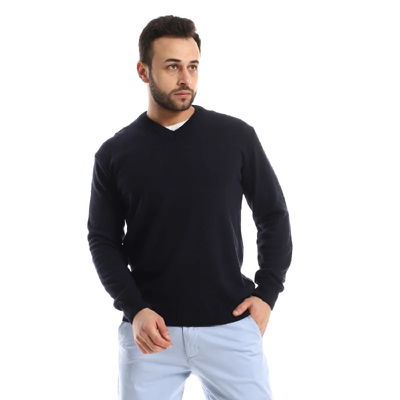 v-neck_navy_blue_long_sleeves_pullover